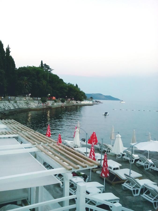 Apartmani Lovor Herceg Novi Exterior foto
